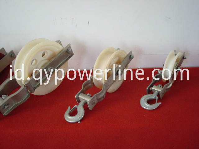 Wire rope sheave pulley